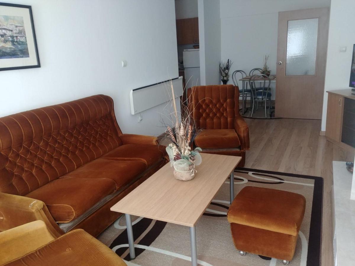 Apartment "Moni" Pamporovo Bagian luar foto